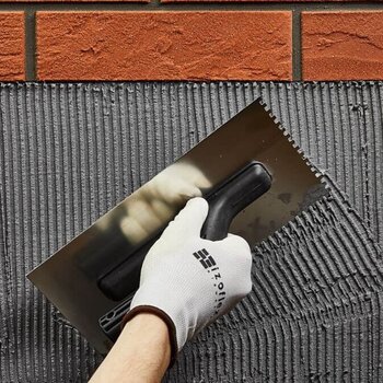 4 x 4 mm toothed trowel