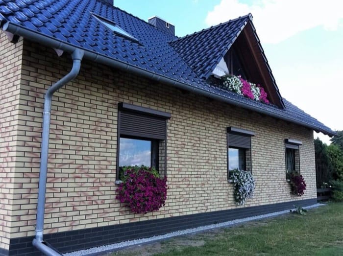 103 (one-family house, near Grodziec)
